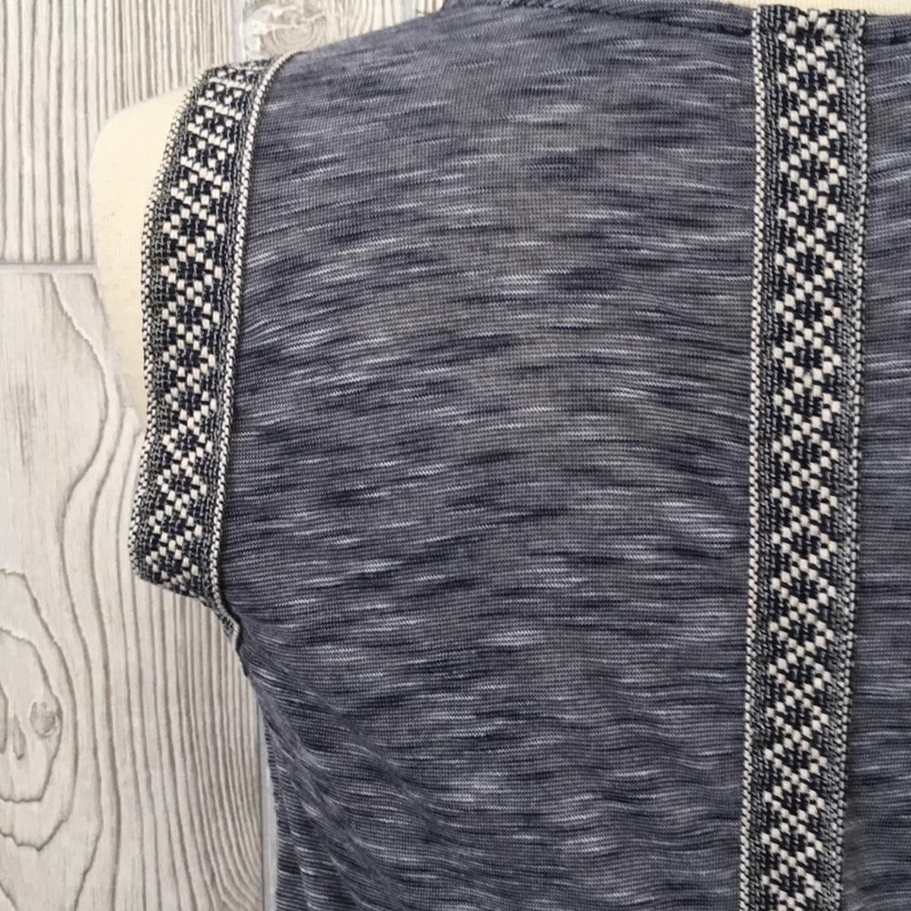 W5 Concepts Anthropologie Blue Gray Marled Knit Tank Top Embroidered Trim M - Picture 8 of 9